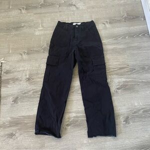 Hollister Ultra High-rise Black Cropped cargo pants